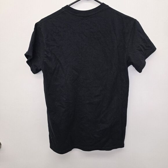 Famous Stars and Straps White signature F Size Small (C38) - Picture 2 of 3